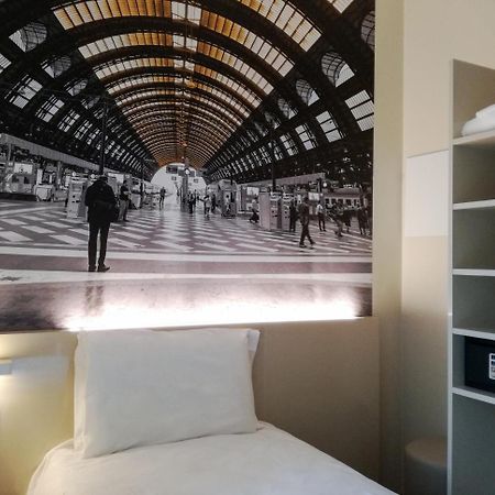 B&B Hotel Milano Central Station Екстериор снимка